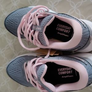 Sports Shoe